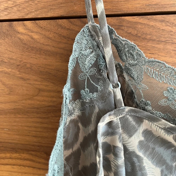 Victoria’s Secret Mini Slip Dress Size S - Picture 5 of 13